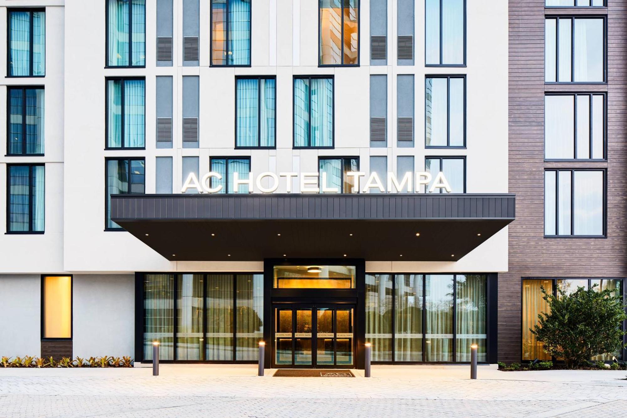 Ac Hotel By Marriott Tampa Airport Exterior photo
